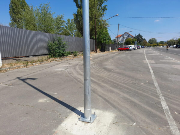 Horganyzott acél lámpaoszlop 8 méter+ 100W LED utcai világítás+alapvasalat szett - Image 4
