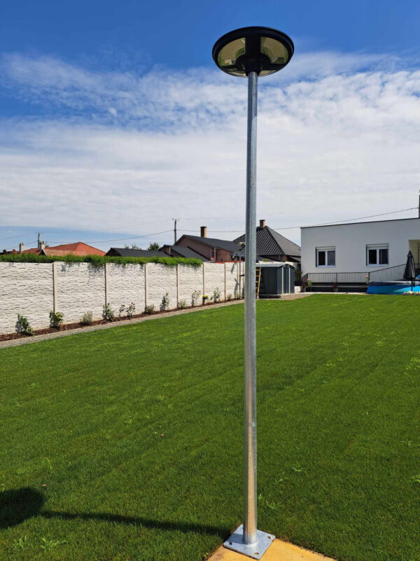 Horganyzott acél lámpaoszlop 3 méter+ 24W napelemes LED park/sétány világítás+ alapvsalat szett - Image 2